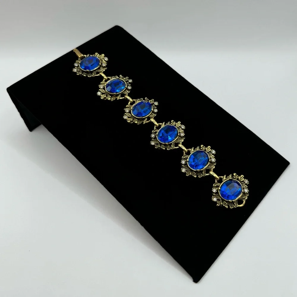 VINTAGE Crystal Statement Bracelet